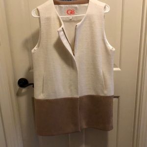Vest. Great condition